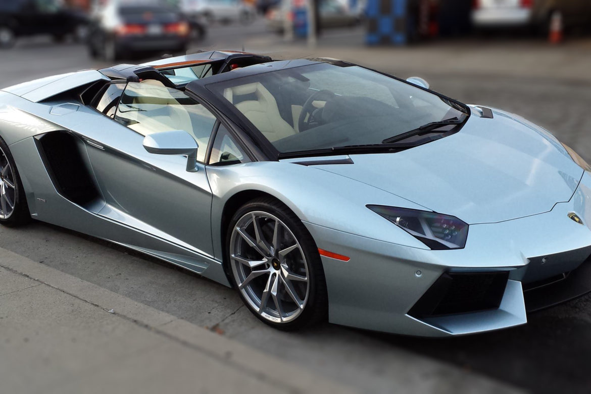 Lamborghini Aventador LP 700-4 Roadster - (wrap with 3m venture shield clear bra)